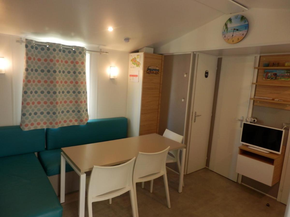 Camping Les Sables Du Midi Hotel Valras-Plage Exterior photo